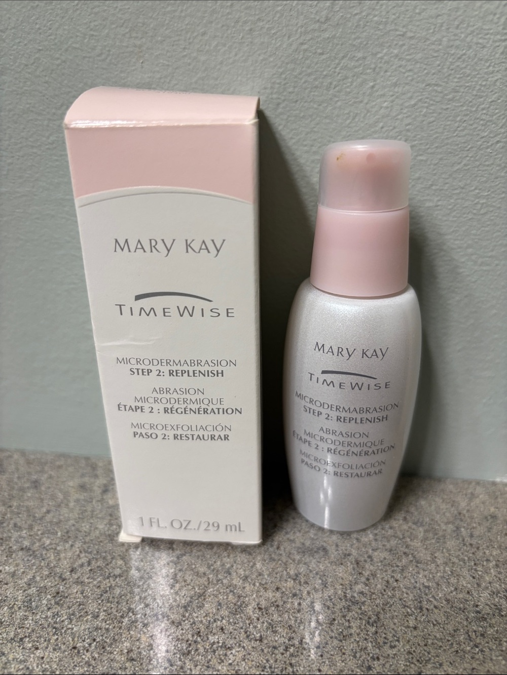 Mary Kay TimeWise Replenish Microdermabrasion Serum – Light Pink
